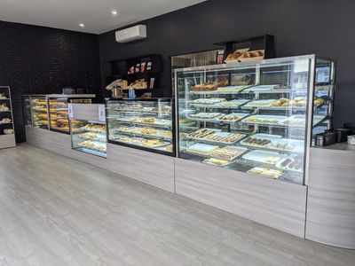 high-turnover-bakery-1-1m-annual-sales-huge-wholesale-growth-potential-0