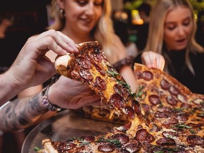 stylish-tavern-pizza-bar-in-a-prime-perth-hotspot-with-cheap-rent-0