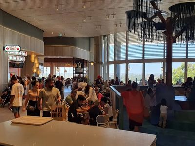 restaurant-sales-over-1-000-000-prime-spot-in-karrinyup-shopping-centre-1