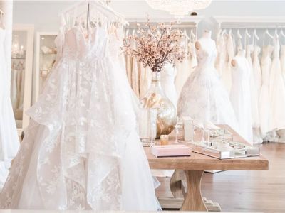 very-unique-bridal-boutique-ranked-at-top-4-in-perth-since-2006-1