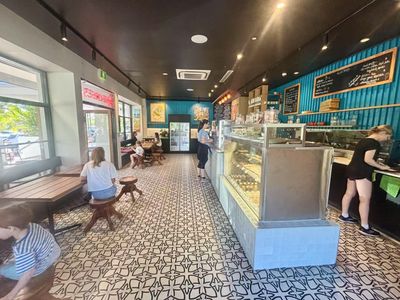 thriving-coastal-cafe-in-the-heart-of-city-beach-0