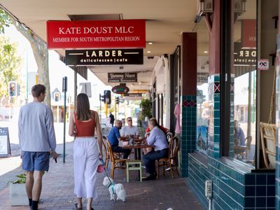 well-established-liquor-asian-grocery-deli-in-the-heart-of-victoria-park-1