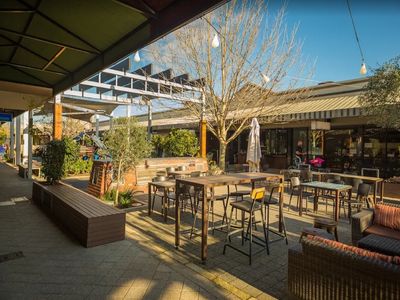 your-dream-restaurant-awaits-1
