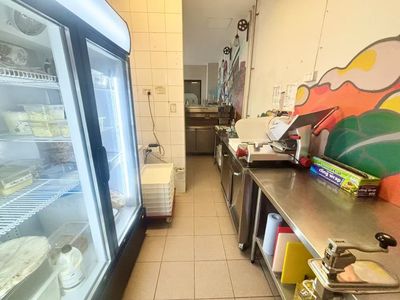 profitable-pizza-takeaway-in-a-prime-northern-suburb-3
