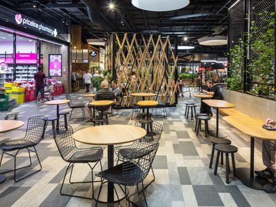 modern-restaurant-with-quality-fit-out-in-belmont-5