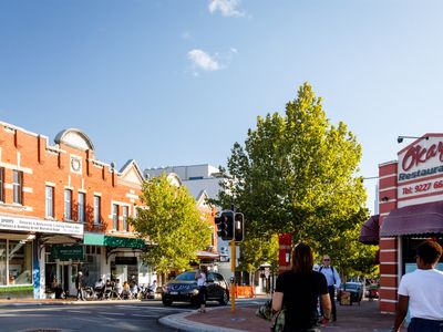 prime-corner-restaurant-opportunity-northbridge-0