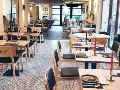 prime-location-restaurant-with-excellent-fitout-in-claremont-0
