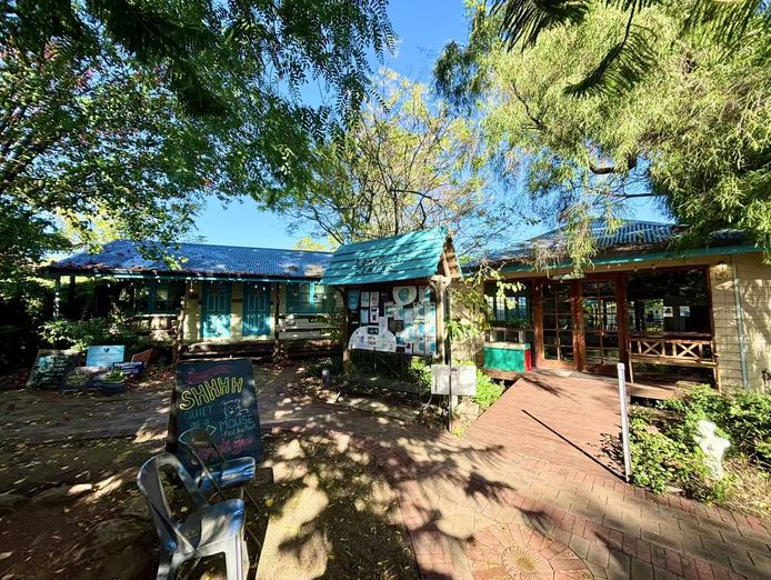 cafe-has-annual-sales-over-900-000-but-no-rent-how-can-this-be-possible-7
