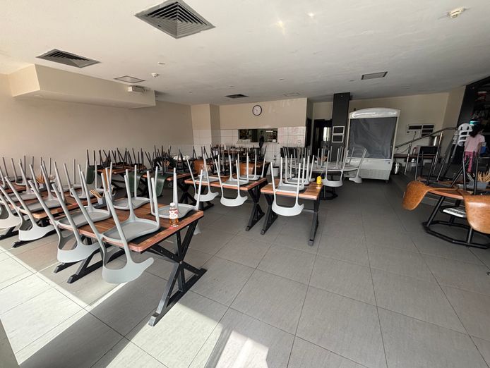 cannington-ready-to-go-restaurant-cheap-883-75-week-base-rent-0