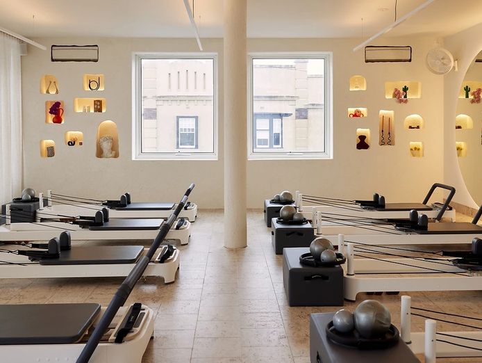high-end-studio-pilates-in-prestigious-suburb-sor-0