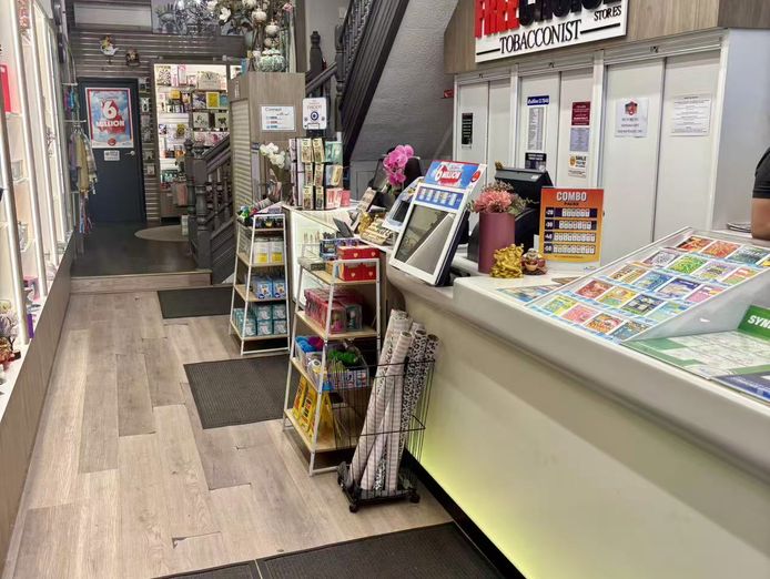 profitable-tobacconist-gifts-lottery-in-fremantle-low-rent-high-returns-1