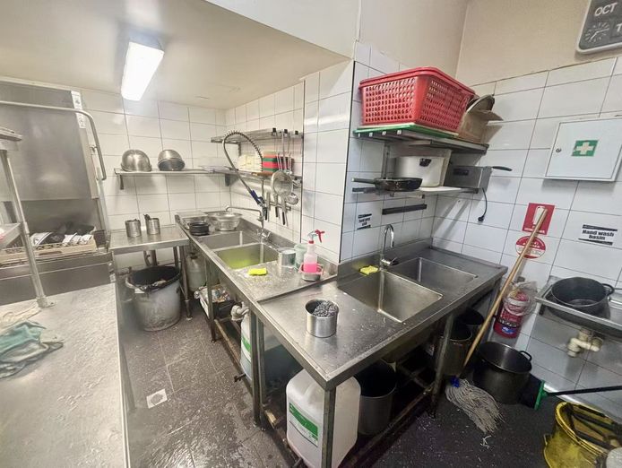 established-restaurant-in-prime-perth-cbd-location-2