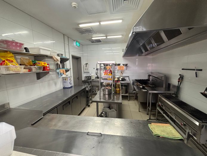 cannington-ready-to-go-restaurant-cheap-883-75-week-base-rent-3