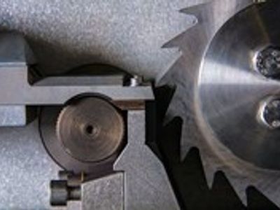distribution-of-specialised-products-to-key-industries-1