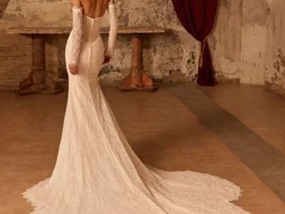 bridal-wedding-gowns-international-designers-est-20-years-1