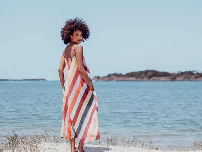 fashion-label-manufacturer-import-and-distribution-0