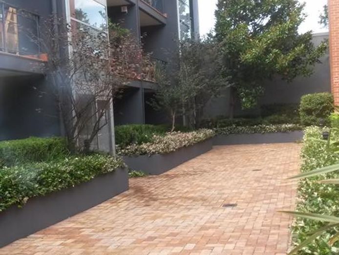 garden-maintenance-services-0