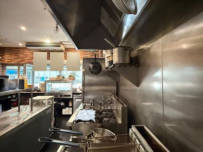 prime-adelaide-cbd-area-high-traffic-restaurant-and-take-away-food-shop-3
