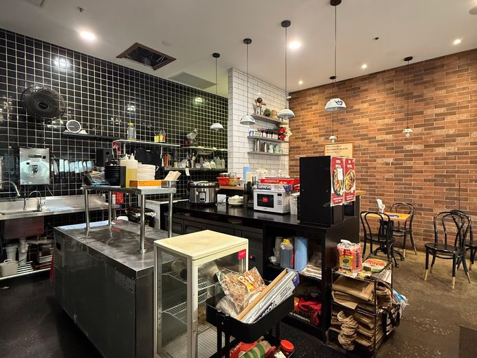 prime-adelaide-cbd-area-high-traffic-restaurant-and-take-away-food-shop-5