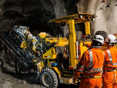 specialist-mining-services-business-project-aftermarket-revenue-5