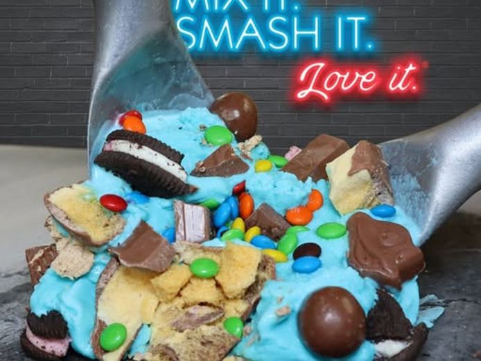 ice-cream-franchise-popular-bayside-location-2