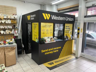 2-businesses-for-sale-www-lifthire-com-au-www-dandenongsigns-com-au-4