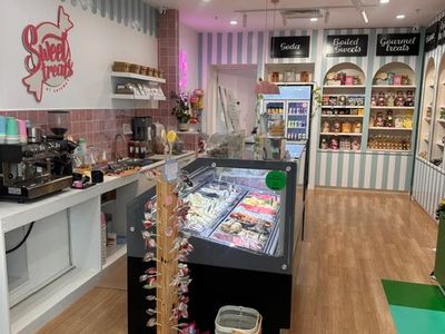 beautiful-dessert-gelato-cafe-opportunity-walk-in-walk-out-setup-1