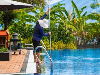 rare-live-in-caretaker-business-whitsundays-0