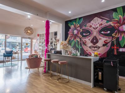 hair-salon-with-busy-main-road-location-in-northcote-for-sale-0