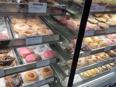 now-available-walkers-doughnuts-franchise-in-vic-country-central-1