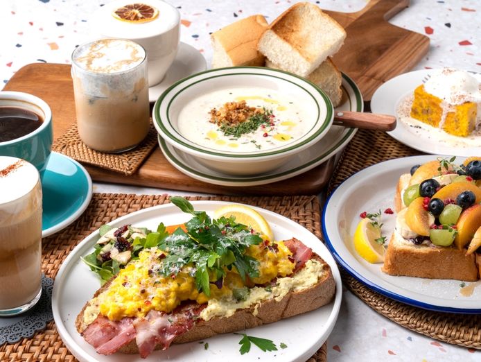 well-appointed-cafe-prime-bayside-location-0