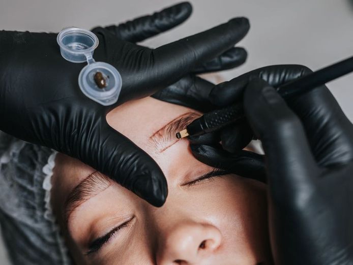turnkey-microblading-tattoo-studio-prime-location-with-built-in-income-0