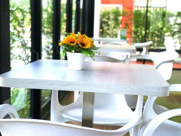 premium-city-fringe-cafe-strong-coffee-trade-5-day-lifestyle-business-0