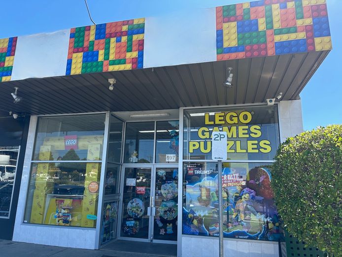 one-of-melbourne-best-lego-store-business-for-sale-0