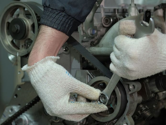 specialist-automotive-parts-service-business-ebitda-500k-0