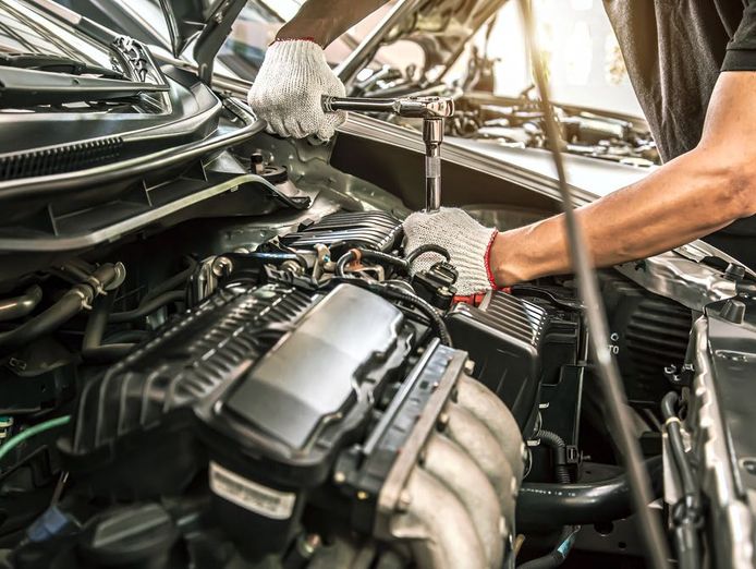 high-performance-automotive-workshop-fully-equipped-growing-0