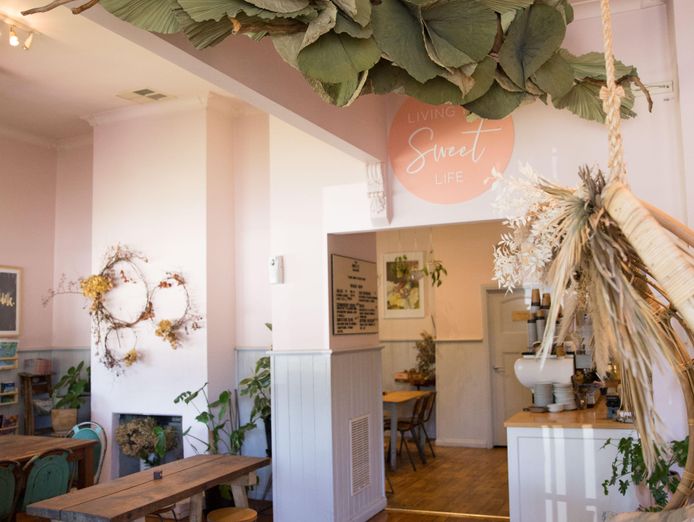 echuca-cafe-with-strong-brand-lease-ideal-lifestyle-or-investor-buy-5