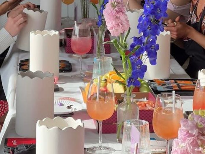 tipsy-artist-paint-sip-events-business-no-artistic-experience-required-3