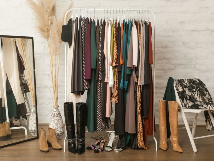 retail-boutique-stylish-clothing-gifts-accessories-0