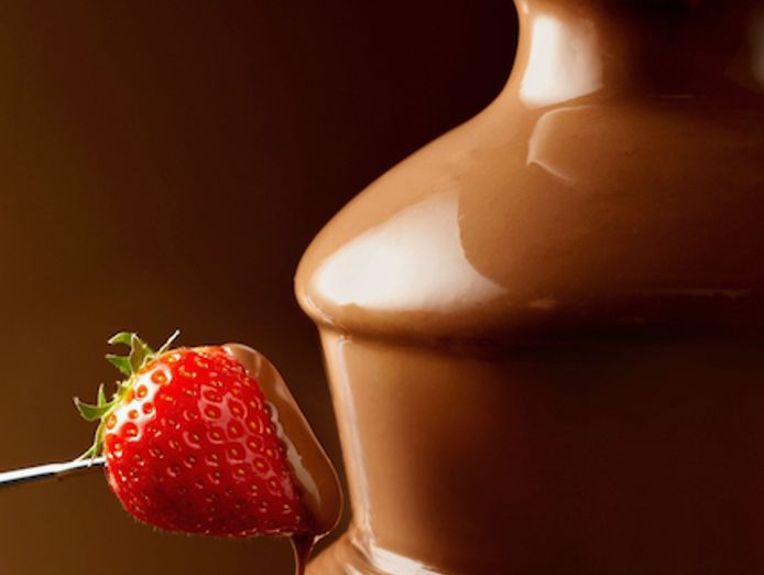 leading-chocolate-fountain-supplier-plus-event-hire-services-0