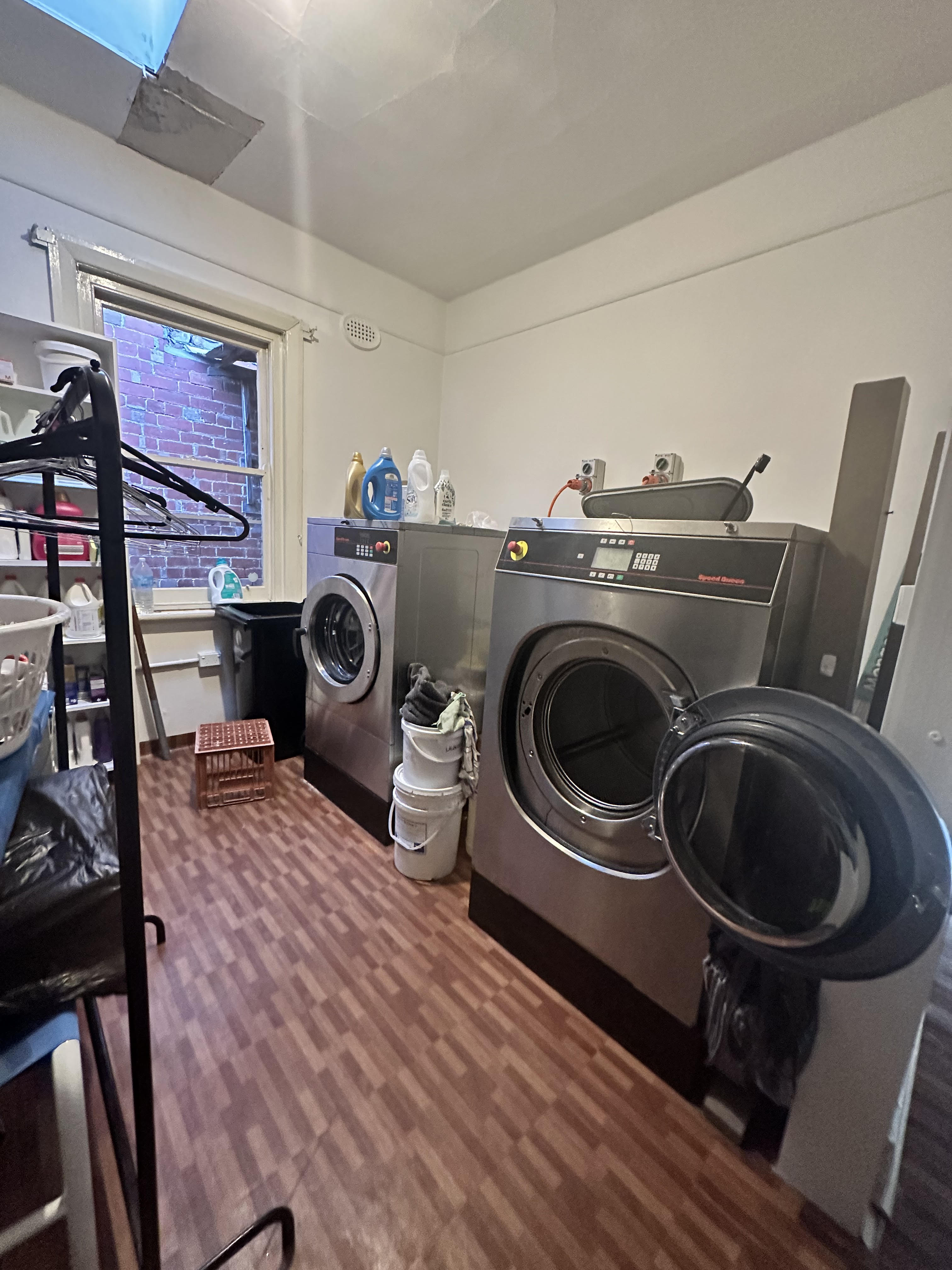 Laundromat In Brunswick with added Services in Brunswick East VIC, 3057