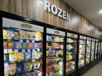 friendly-grocer-supermarket-plus-liquor-for-sale-tamworth-2