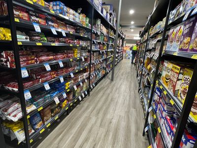 friendly-grocer-supermarket-plus-liquor-for-sale-tamworth-4