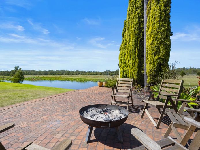 luxury-lifestyle-property-with-multiple-revenue-streams-hunter-valley-8