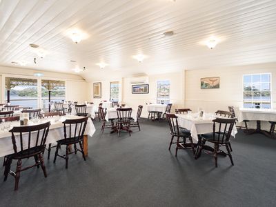 proudfoots-restaurant-2