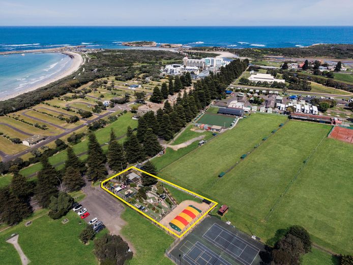 mini-golf-by-the-sea-1