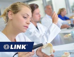 Australian Manufacturing. Full & Partial Dentures.