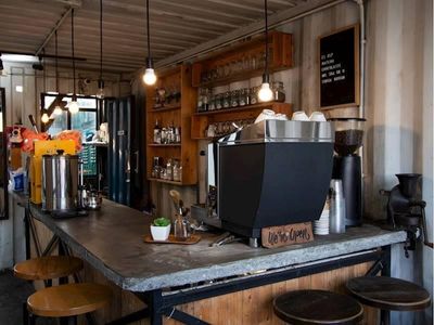 shopping-centre-cafe-opportunity-in-the-hills-district-1