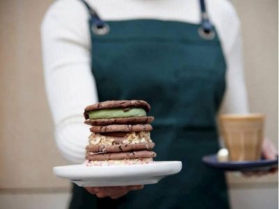 busy-cbd-cafe-with-strong-franchise-support-100kg-coffee-pw-1