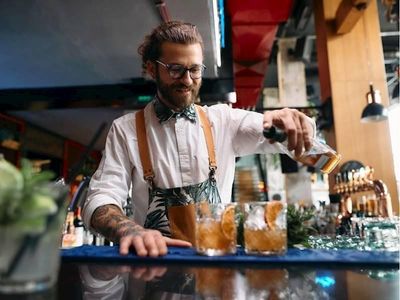 intimate-small-bar-surry-hills-sydney-2